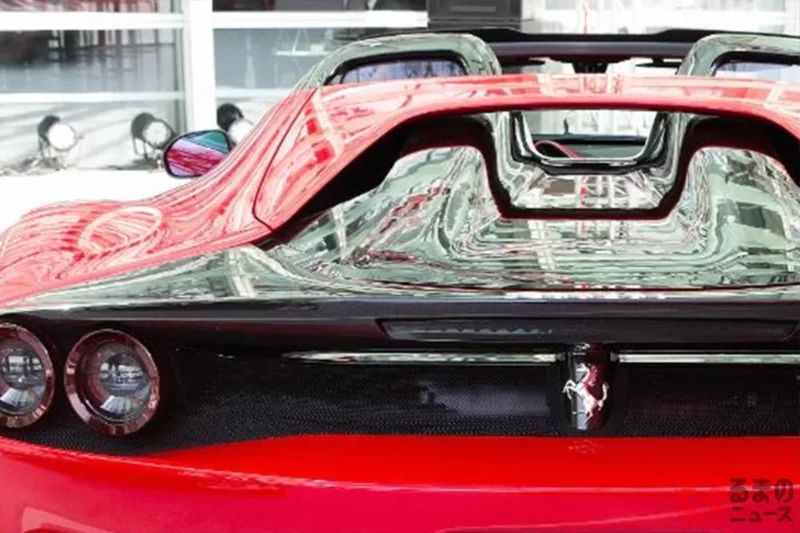 引起關注的，是這台創新的「日本版Ferrari」！採用日本專屬打造規格，搭載690匹馬力的V8 twin turbo引擎！同時也導入「日之丸」設計語彙，這款獨一無二的「J50」究竟是什麼樣的車？