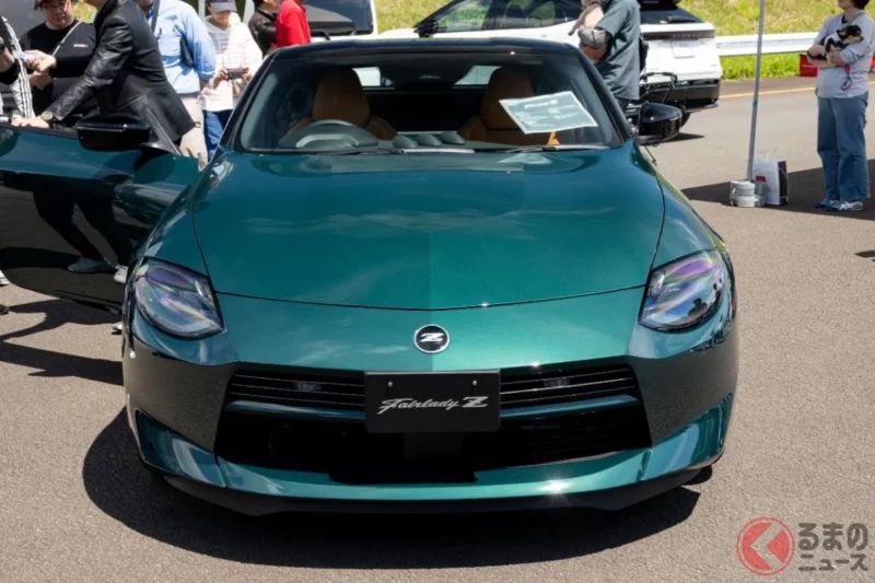 Nissan「全新Fairlady Z」今夏登場！睽違53年「傳奇G Nose」復活，並追加「6速手排」設定！新色「Unryu Green」也很吸睛，「大幅小改款」到底進化了哪些地方？