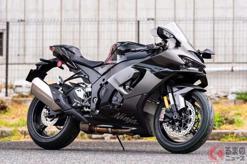 Kawasaki推出全新「旗艦級Super Sport」！ 配備大型Wing與全新Chassis、性能再攀高峰！ 擁有銳利車頭造型的「Ninja ZX-10R」系列2026年式正式登場！
