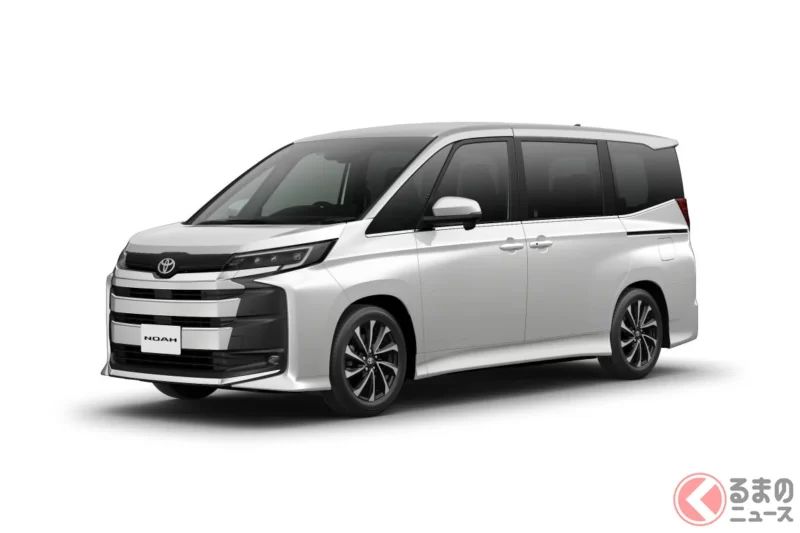 Toyota全新「Noah」正式上市！歷經5年改款新增「2排5人座車型」！採用更銳利的全新設計與質感升級內裝！這款深受家庭族群喜愛的經典車款究竟有哪些變化？
