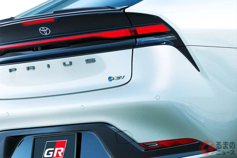 Toyota「最新Prius」的GR版本受到關注！除了專屬logo配件之外，還有「特別設計」的性能強化套件可選！能讓外觀與操控全面變得更運動化的原廠改裝相當驚人！