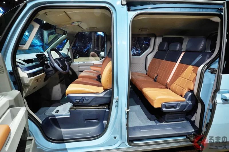 Toyota「Voxy」尺寸的創新MPV終於上市！「超大開口」側滑門實用性超強！韓系品牌Kia「PV5」到底是什麼樣的車？