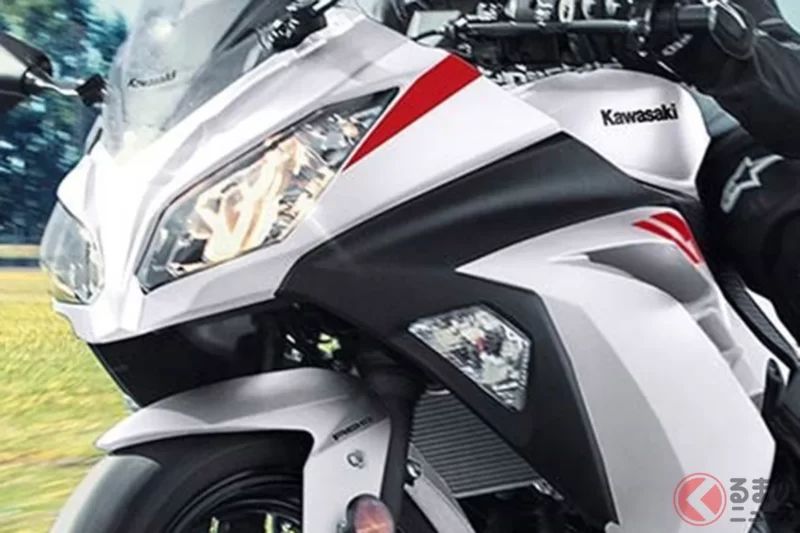 Kawasaki推出「新型全整流罩車款」！搭載充滿侵略感的造型與好上手的300cc雙缸引擎！「Ninja 300」登場美國市場