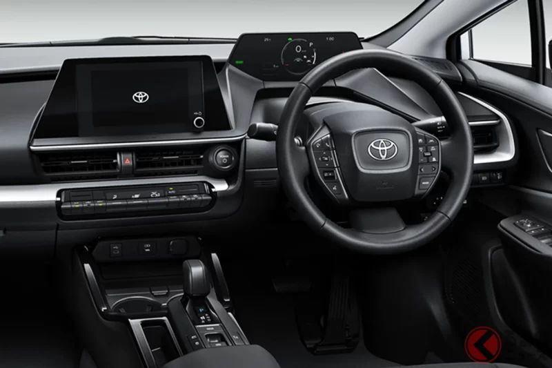 便宜180萬日圓！Toyota全新「Prius X」正式上市！ 每公升可跑32公里的「最便宜車型」太厲害了！ 高CP值首選，搭載1800c.c.引擎與馬達的「Prius X」究竟有何魅力？